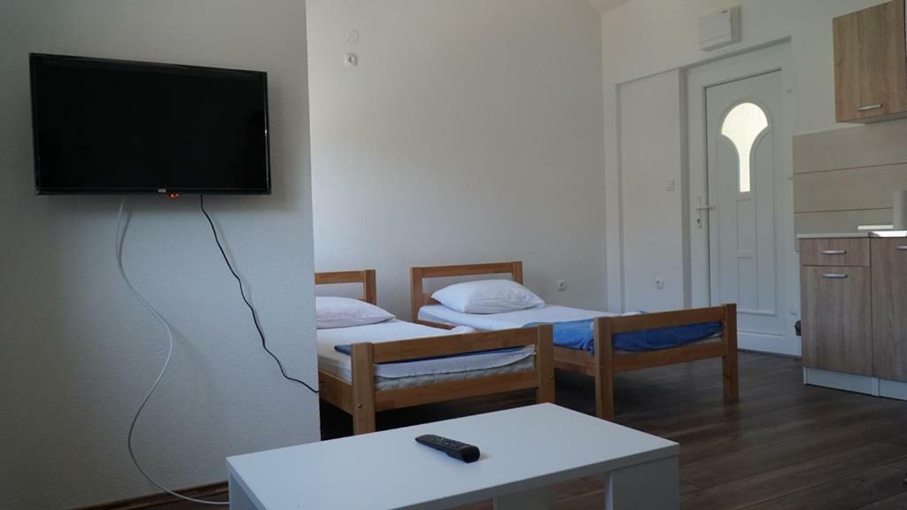 M2 Apartmani تريبينيي المظهر الخارجي الصورة